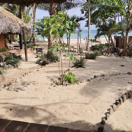 Hotel Bahia De La Luna Арройо-Крус Экстерьер фото