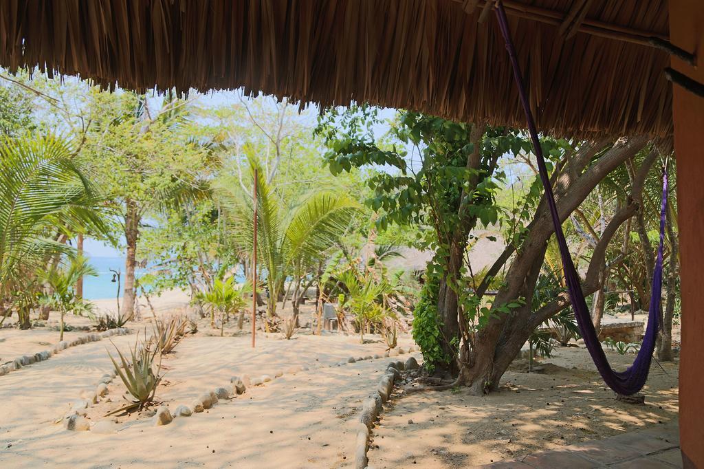 Hotel Bahia De La Luna Арройо-Крус Экстерьер фото